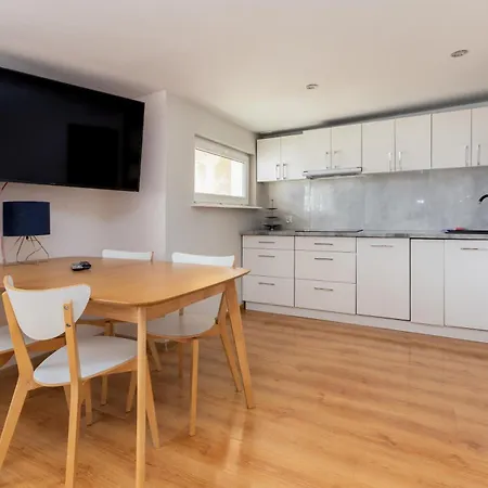 Centrum Homely Apartment