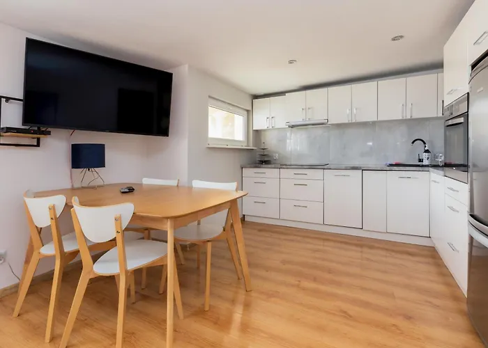 Centrum Homely Apartment